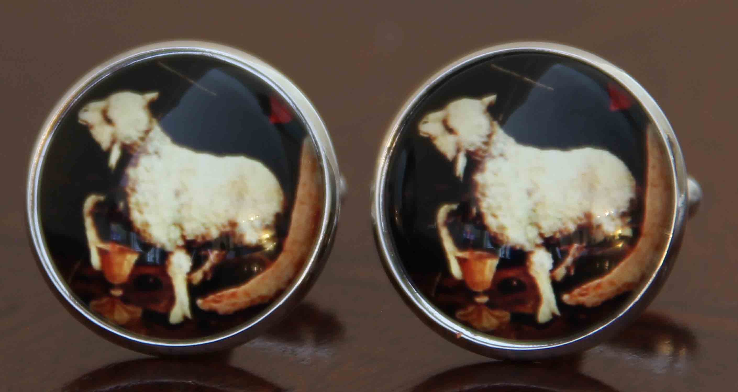 Gascoigne Sacrificial Lamb Cufflinks Silver Zinc Alloy Religious Art Men's