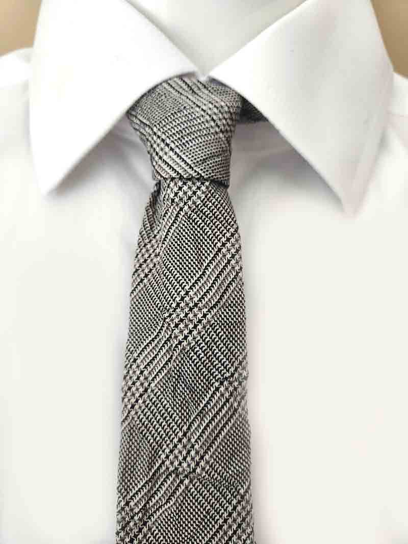 Emporio Armani Italian Crinkle Silk Tie Gray Black Glen Plaid Men's